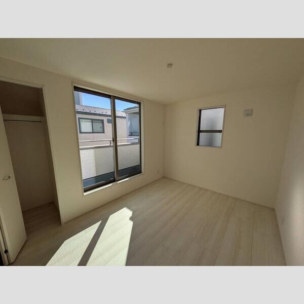 マイホームネクスト川崎戸手Ⅱ　9号棟 リビング