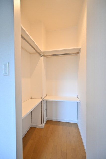 ラグジュアリーアパートメント文京千石♯012階 収納