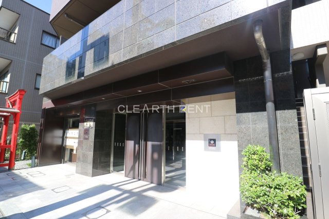 コンシェリア大崎 ＣＲＯＳＳＩＡ 上質な雰囲気のエントランス