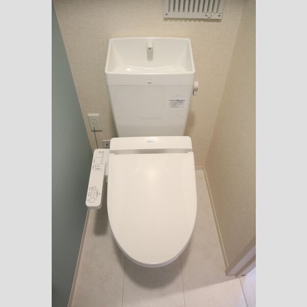 D-roomTODA Front Court　A306号室 温水洗浄便座