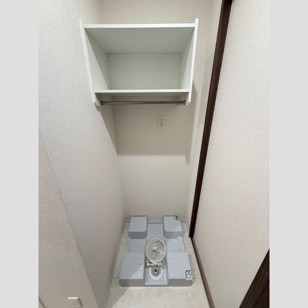 シンビジウム湘南台101号室 独立洗面台