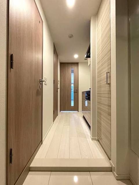 ガーラ・プライム横濱関内10階 玄関