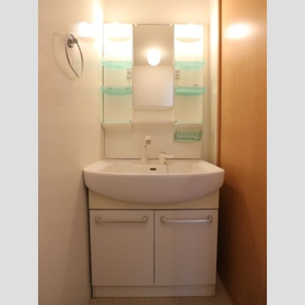 グランドソレイユ　B棟203号室 洗髪洗面化粧台