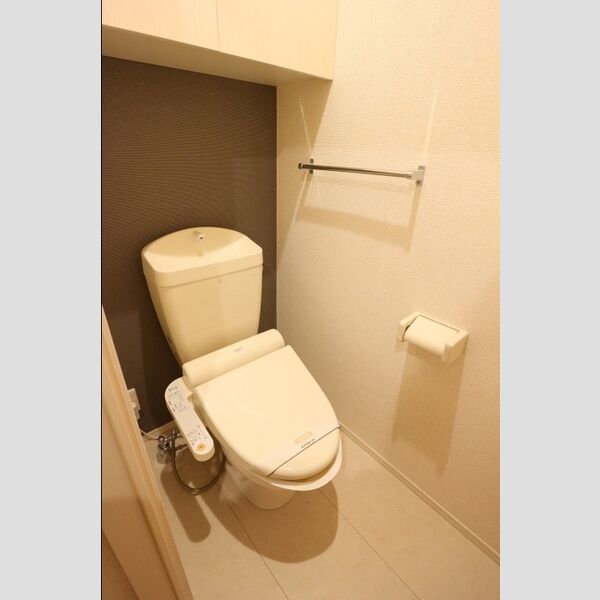 フラッツ酒井根　Ⅰ号棟303号室 温水洗浄暖房便座