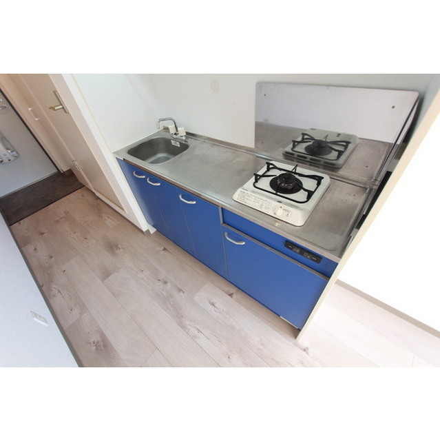 ブルークロス湘南204号室 内観