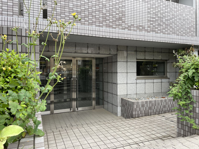 スカイコート新宿落合第64階 エントランス