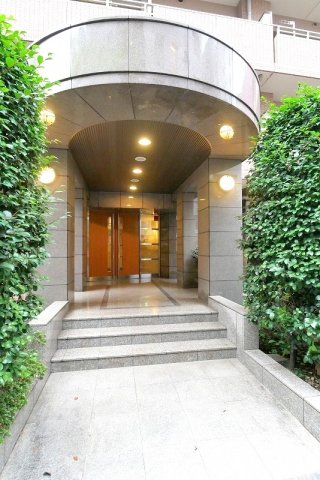 アクロス新宿10階 外観