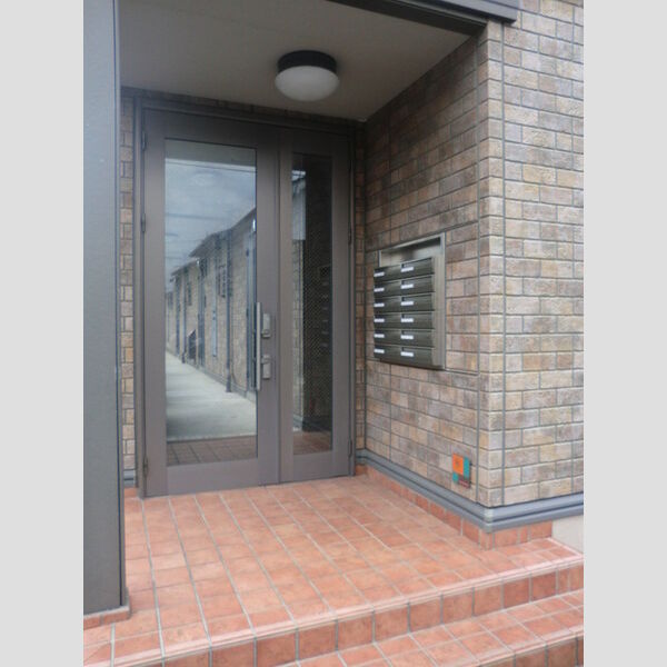 ソリアード Ⅲ207号室 共用エントランス