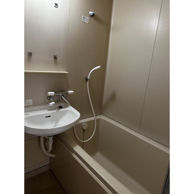 ハウス元木 内観