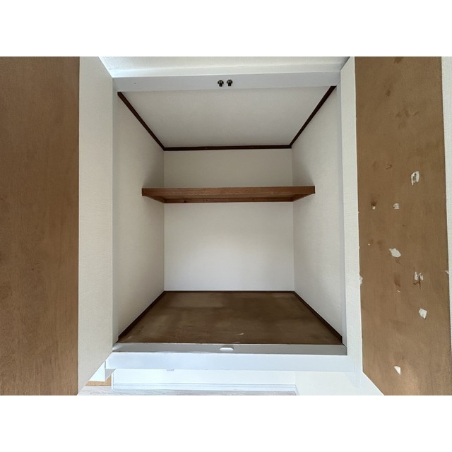 クイーンパレス102号室 内観