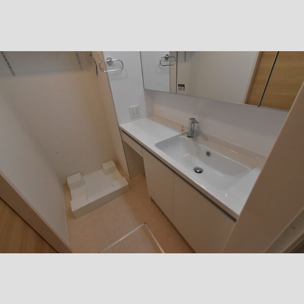 グレーヌメゾン 洗髪洗面化粧台