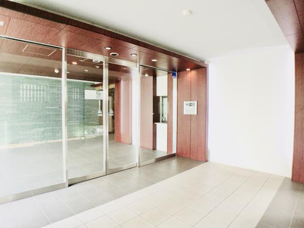 プレミアコンフォート高井戸1階 エントランス