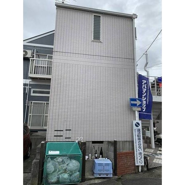 ジュネパレス伊勢原第01 外観