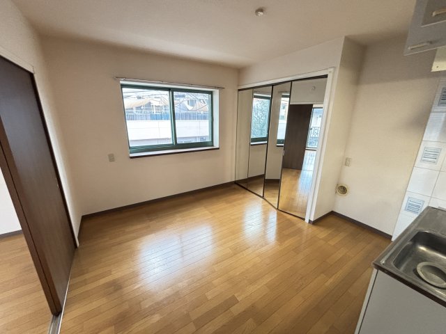 エミール有賀 リビング