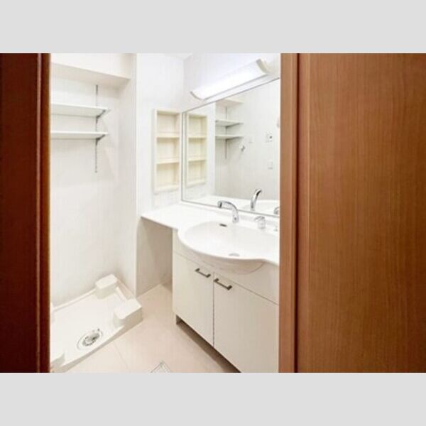 ソレアードカーサ 洗髪洗面化粧台、室内洗濯機置場