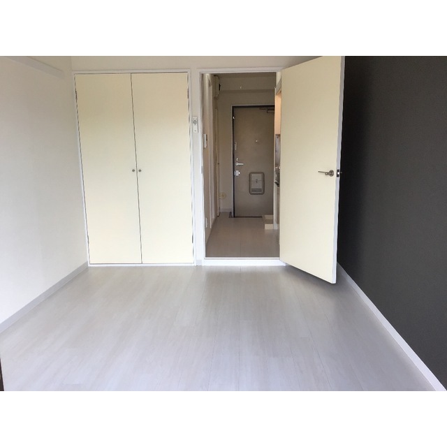 シャトール田口片倉302号室 内観