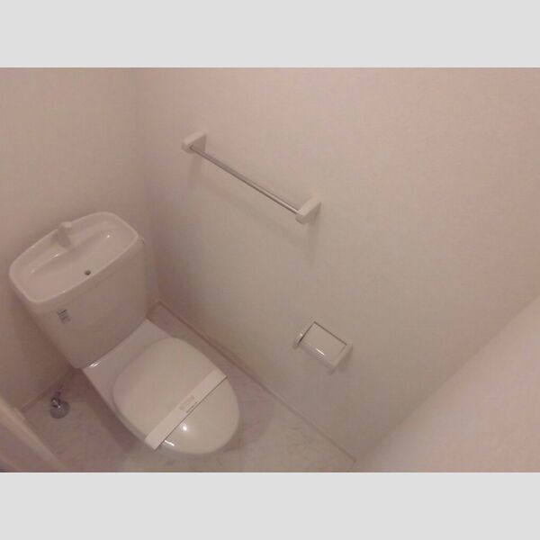 オット・ラルゴ トイレ