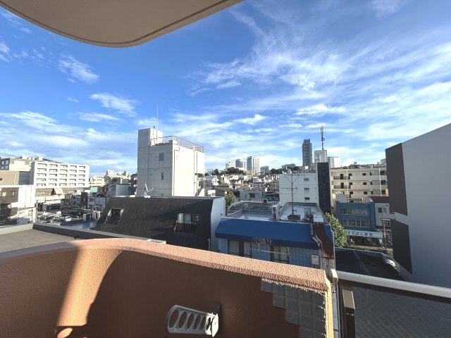 ＹＯＫＯＨＡＭＡ　ＡＲＴ　ＨＩＬＬＳ　ＺＥＲＯ0603号室 展望