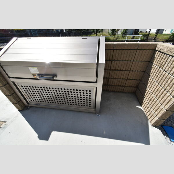 ルミエール エスト 入居者専用ゴミ置き場