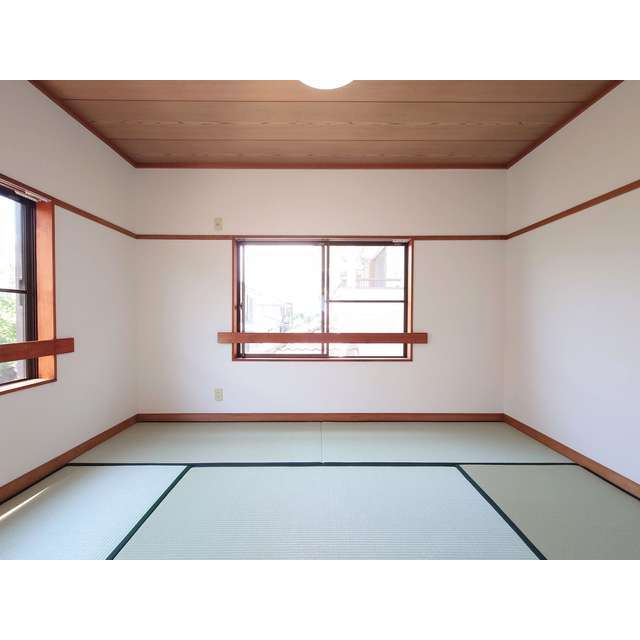 メゾンロープ飯田岡 2F右和室