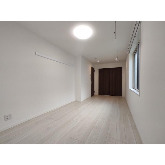 エクセラン亀有 リーリングライト・室内物干しあり