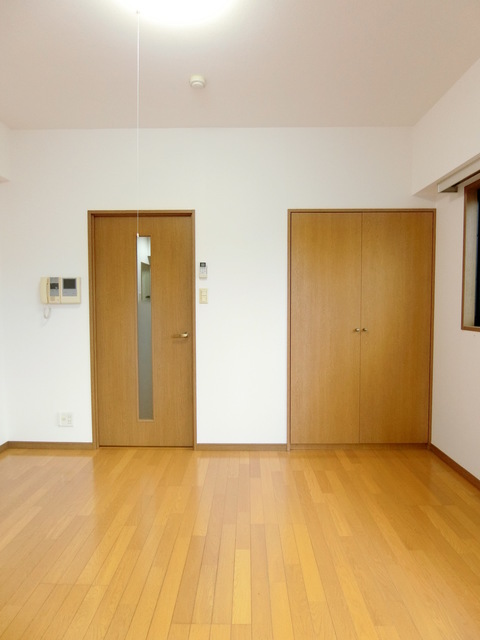 ガラ・ステージ田園調布4階 使い勝手のいい寝室です