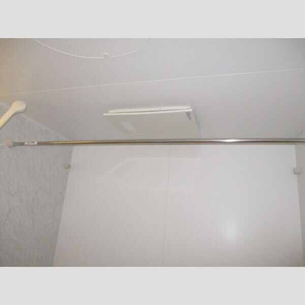 イーグレット　B102号室 浴室換気乾燥機