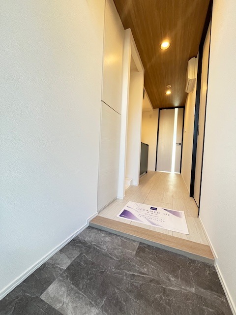 レジディア中目黒Ⅱ 玄関