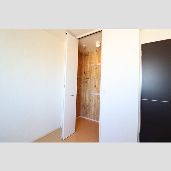 フェリーチェ　ヴィータ　A クローゼット