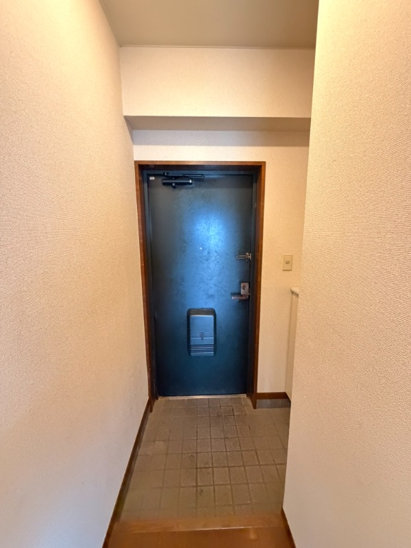 サンヒルズ中山3階 玄関