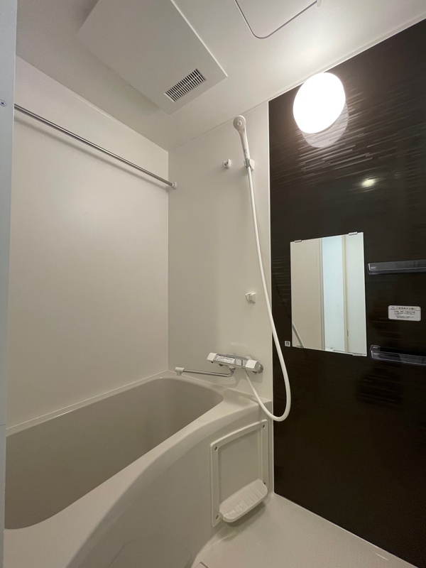 リブリ・Toyster Yokohama1階 お風呂