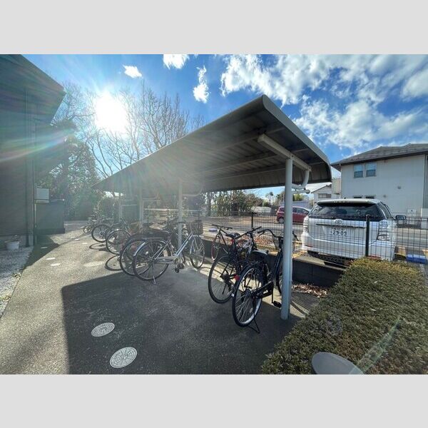 ハーフムーン 周辺