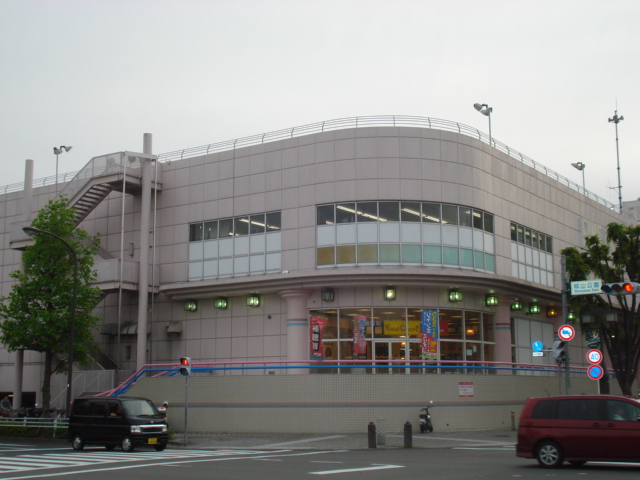 ディア・ベルジュ スーパーＳＡＮＷＡまで800ｍ