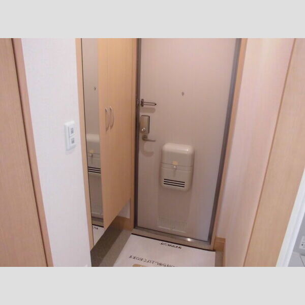 カーサポンティチェロ 玄関