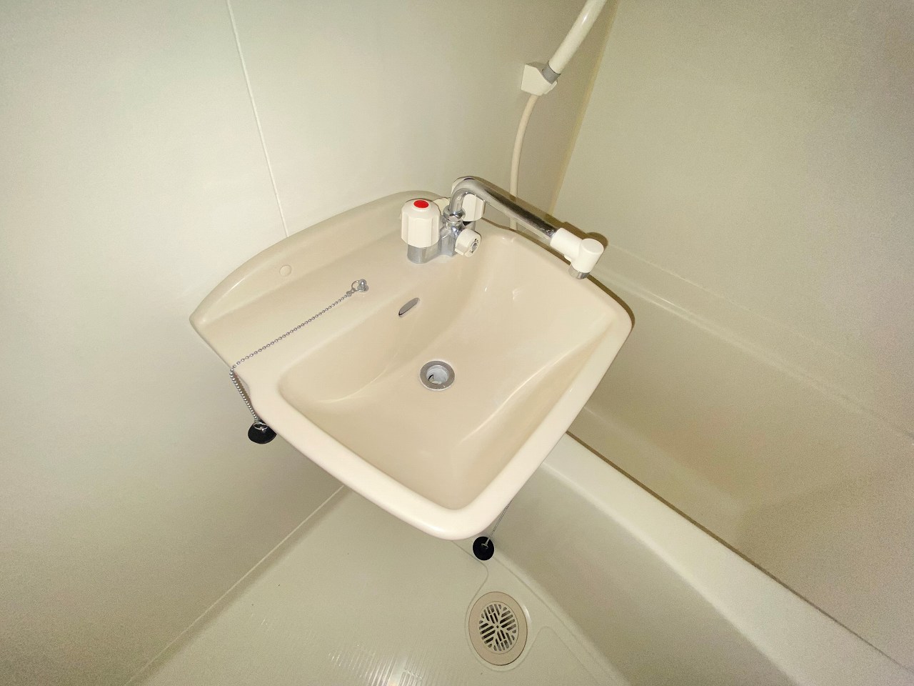 レオパレスパーシモン壱番館 内観