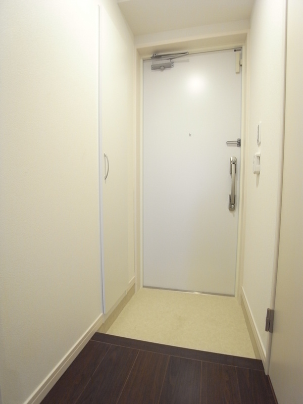 リブリ・グローリーハイツ川崎 玄関