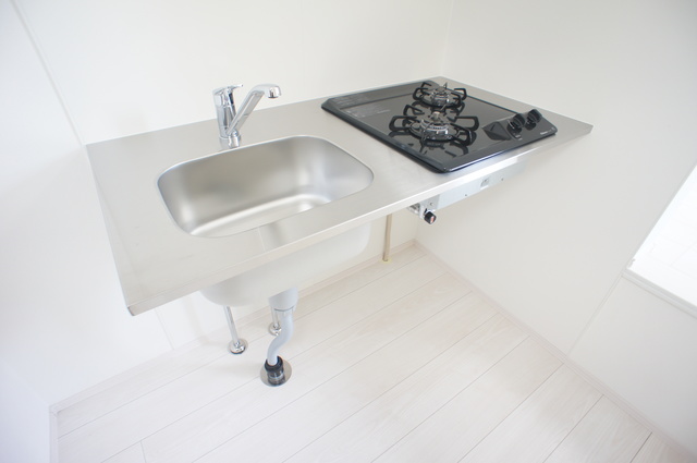 ルミエール・エタンセルｓｉｘ0104号室 キッチン