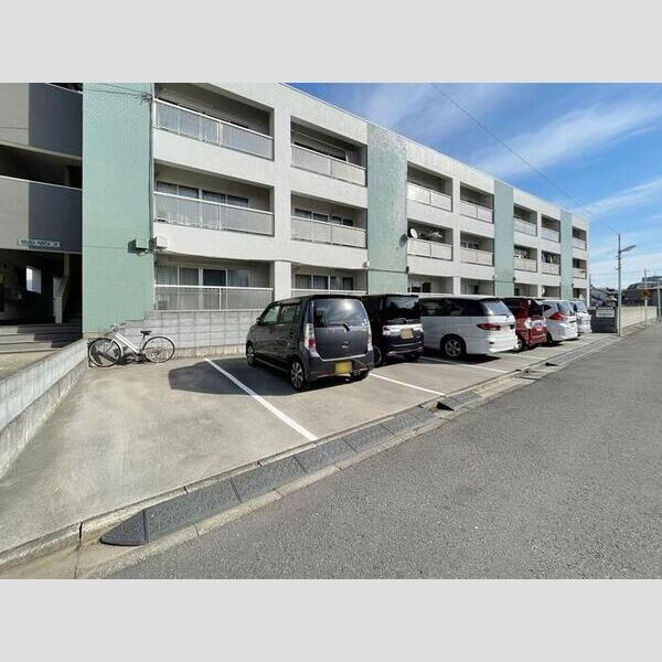 光マンション 駐車場