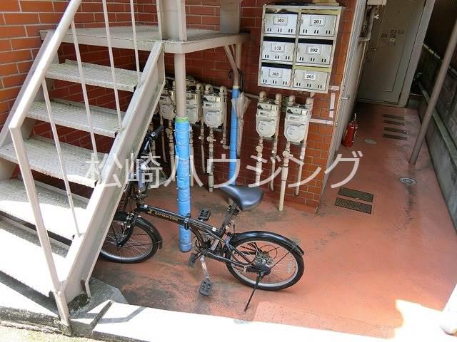 ジョイ2階 エントランス