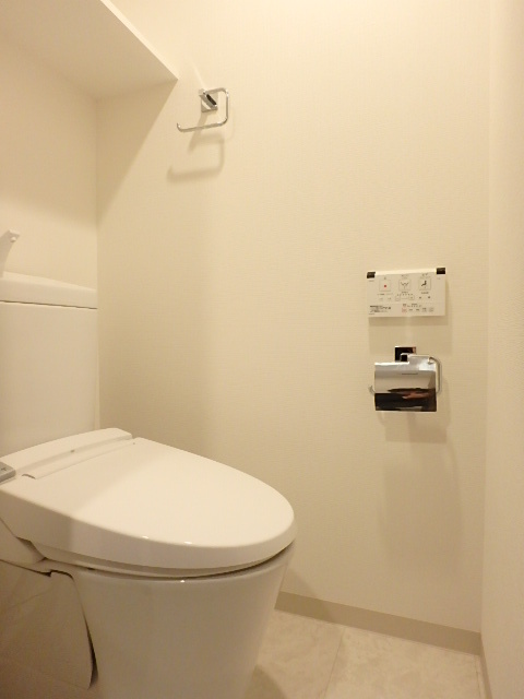 ガーラ練馬グランドステージ ゆったりとした空間のトイレです