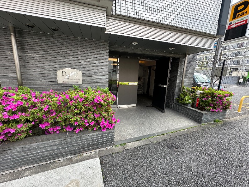 プレール・ドゥーク渋谷幡ヶ谷 エントランス