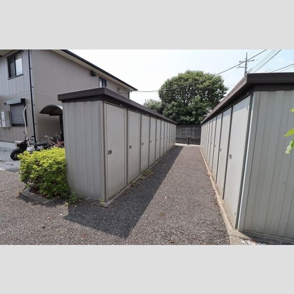 サンライズ　B 外物置