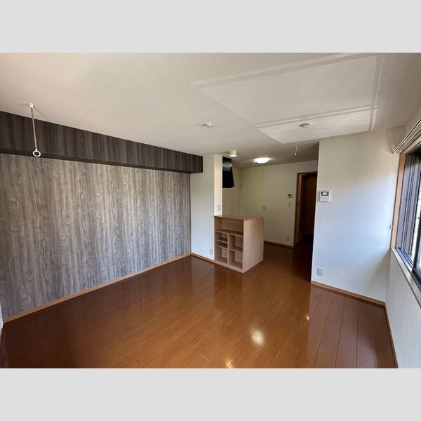 ジュネス・ドミール201号室 リビング