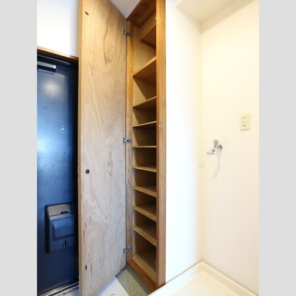 メールオフィスSKビル301号室 シューズボックス