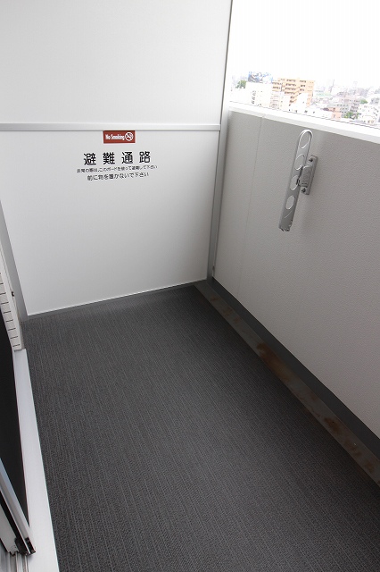 ステージファースト新宿西落合7階 バルコニー