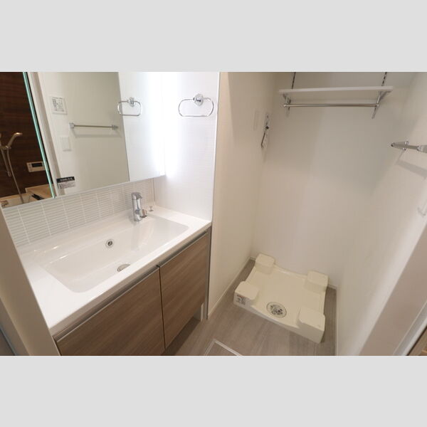 D-Sereno弥生107号室 洗面所