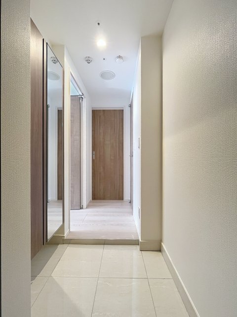 ＣＲＥＶＩＳＴＡ元浅草 玄関