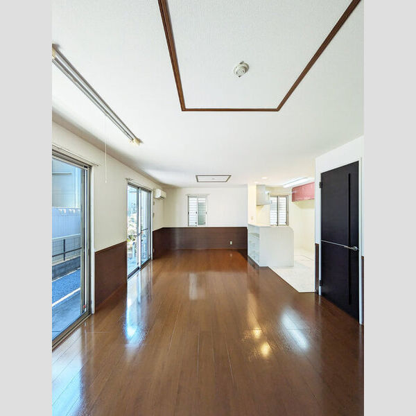 ラフィネ三橋　B リビング