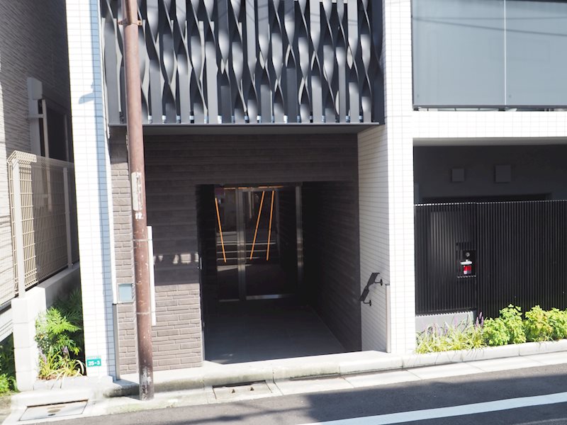 グローリオシェルト池袋本町3階 エントランス