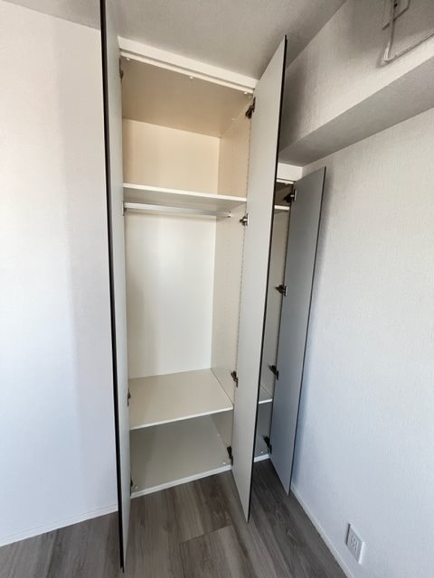 ドゥーエ日暮里9階 収納